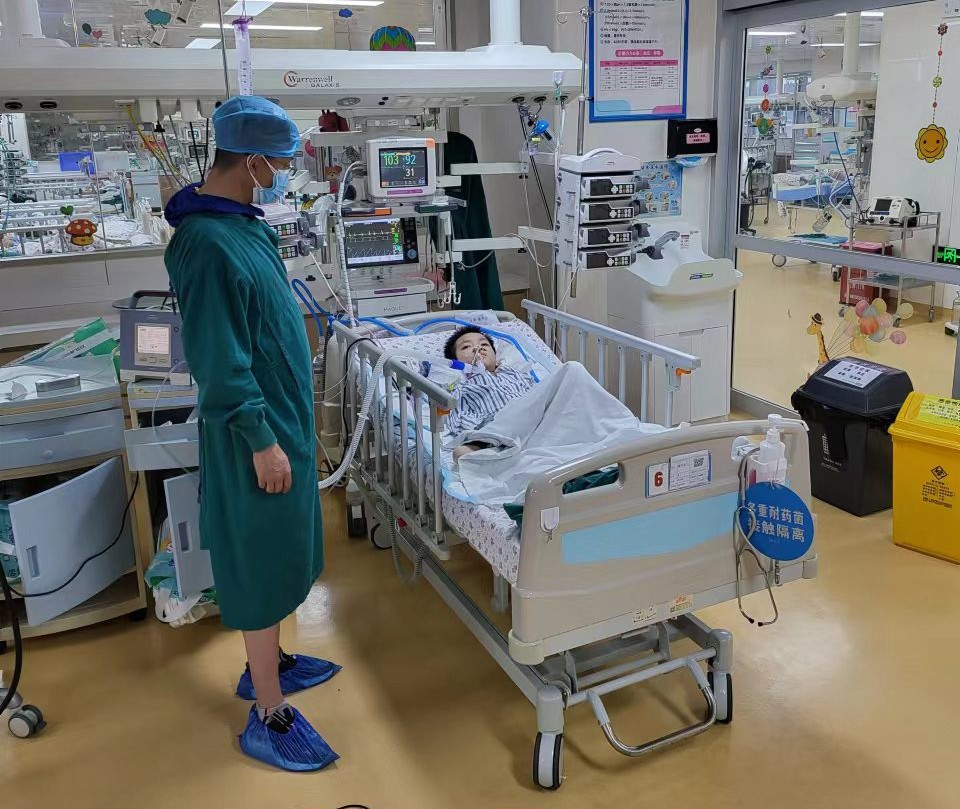 新川县跨省救护车出租公司